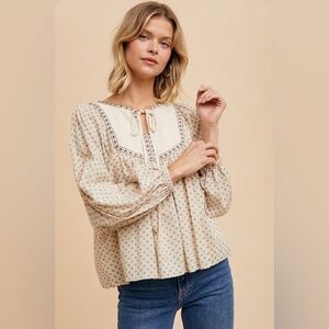 In Loom Cotton Beige Floral Peasant Long Sleeve Blouse Medium